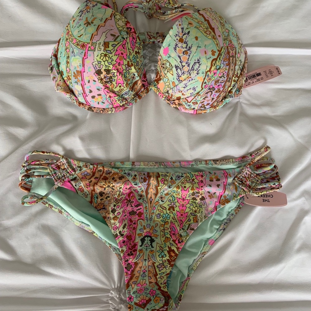 Victoria’s Secret Bikini